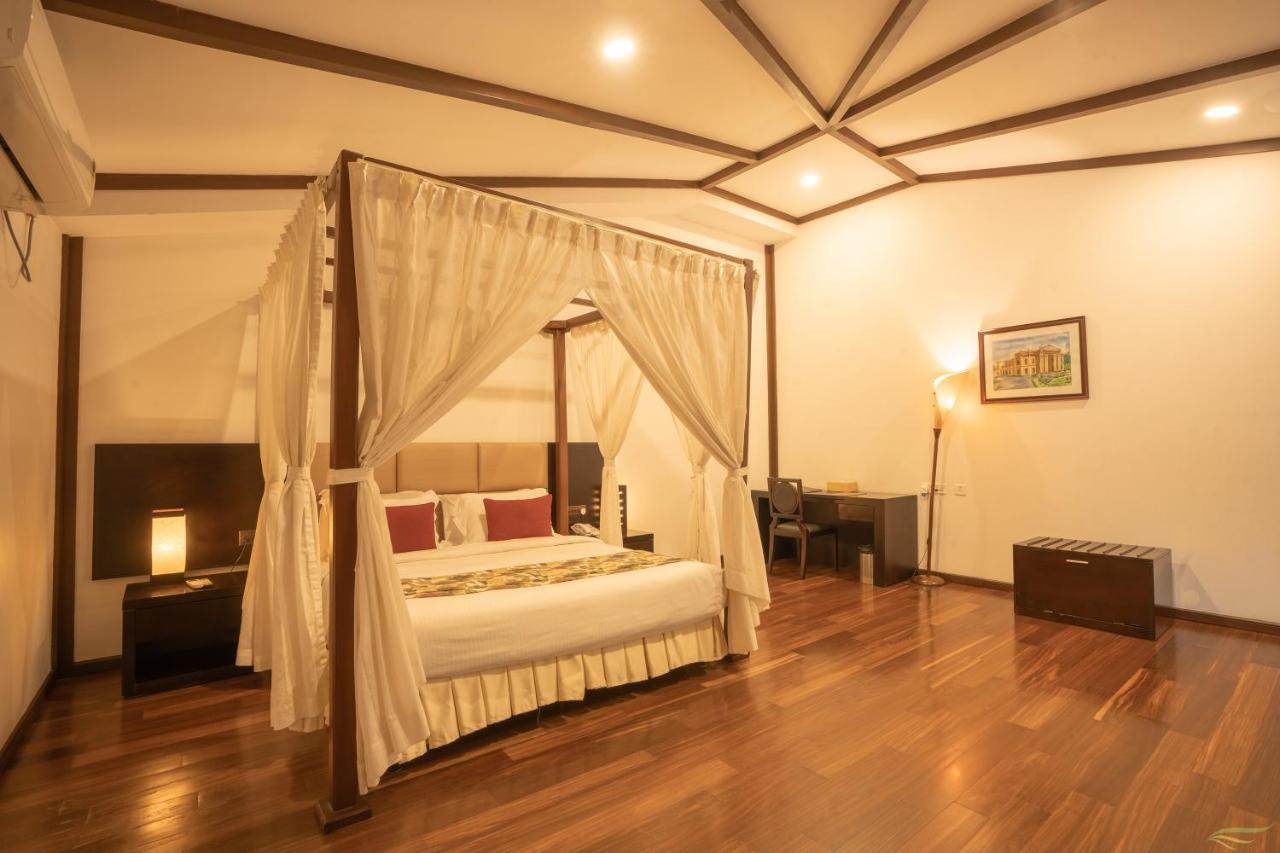 Silent Shores Resort & Spa Mysore Exterior foto