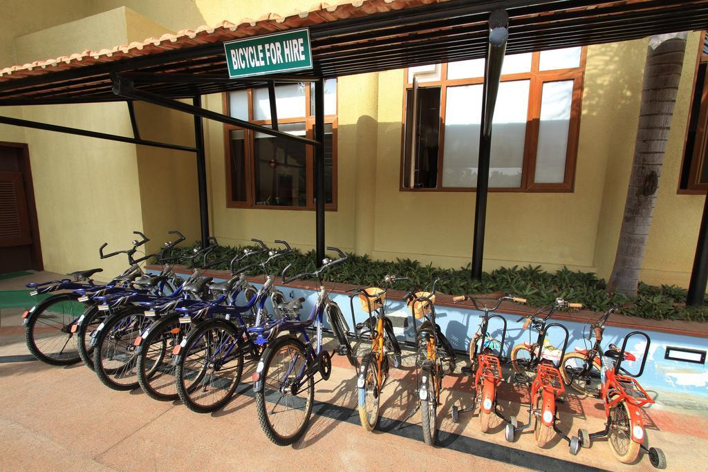 Silent Shores Resort & Spa Mysore Exterior foto